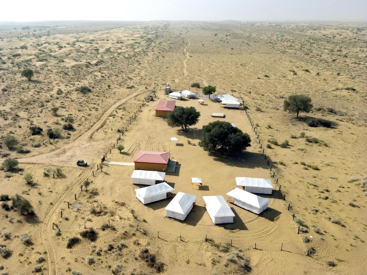 Helsinki Desert Camp ジャイサルメール エクステリア 写真