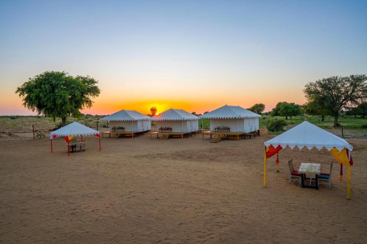 Helsinki Desert Camp ジャイサルメール エクステリア 写真