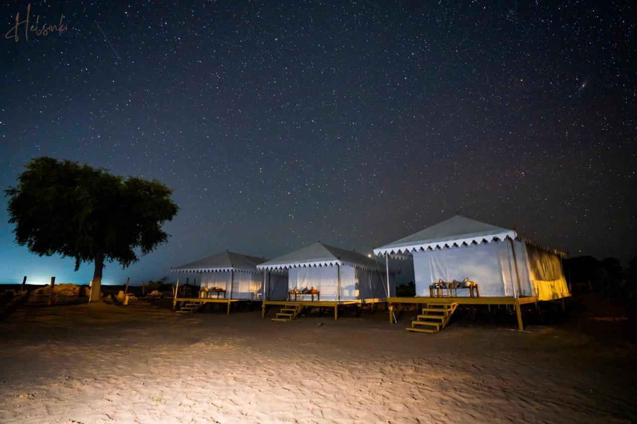 Helsinki Desert Camp ジャイサルメール エクステリア 写真